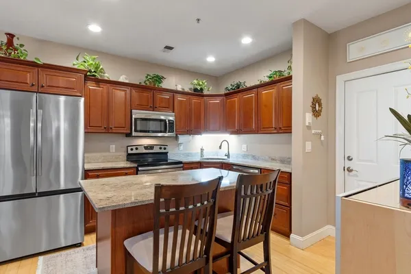 $599,000 | 32 C Rockway Avenue, Unit 4, Weymouth, MA 02188