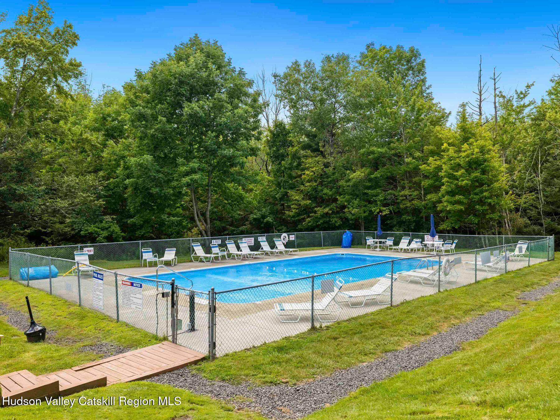 55 Quads Way, Unit 55 Windham, NY 12496 - Photo 4 of 34 photo_online_033