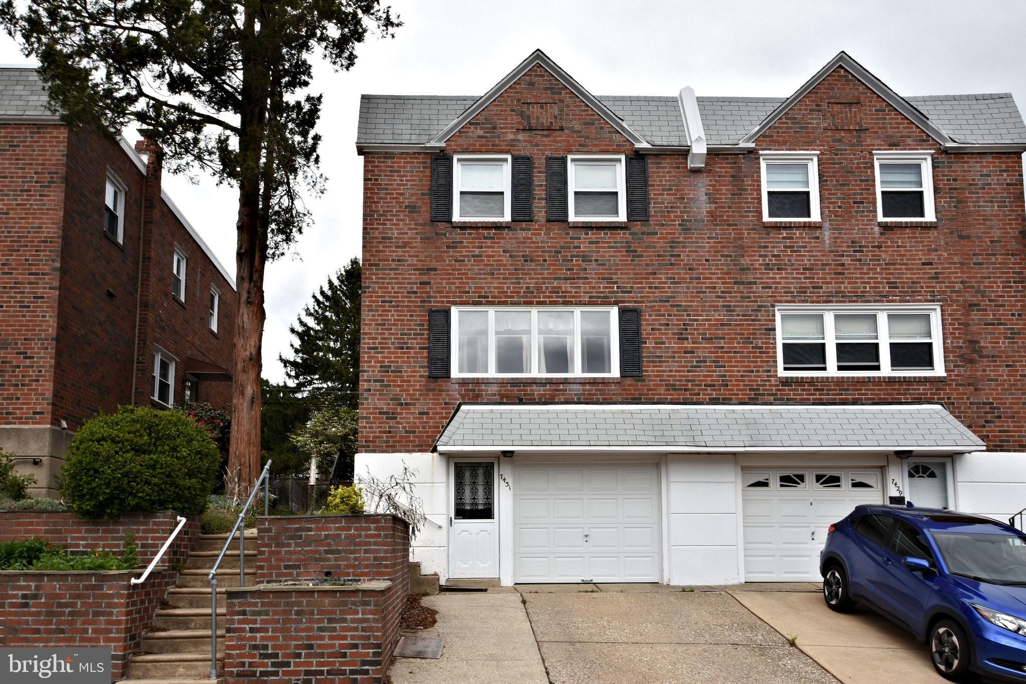 7431 Hill Road Philadelphia, PA 19128 - Photo 2 of 31 Exterior front with garage