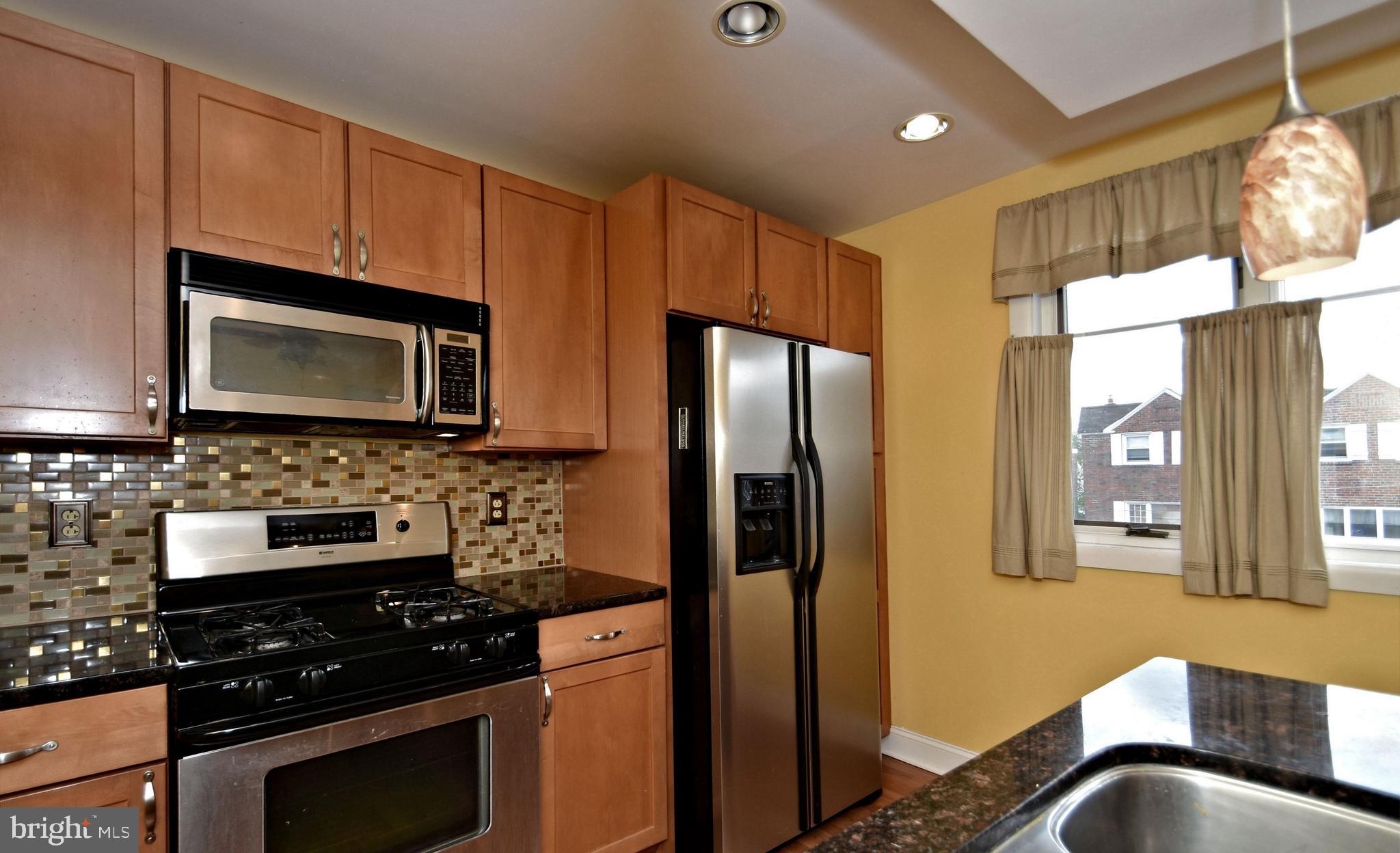 7431 Hill Road Philadelphia, PA 19128 - Photo 12 of 31 Kitchen with stainless appliances