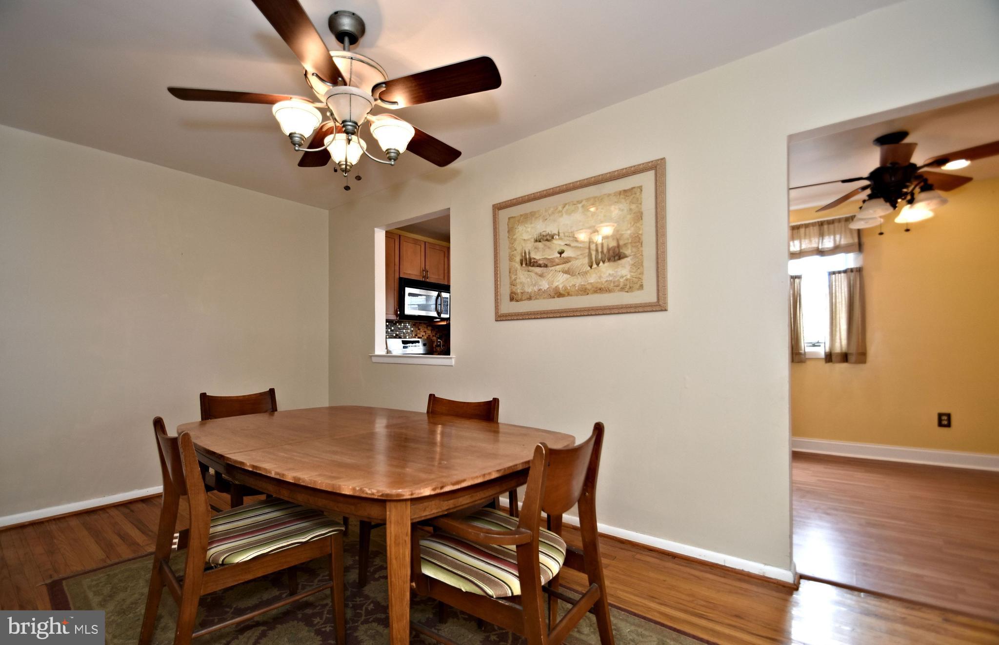 7431 Hill Road Philadelphia, PA 19128 - Photo 6 of 31 Dining room