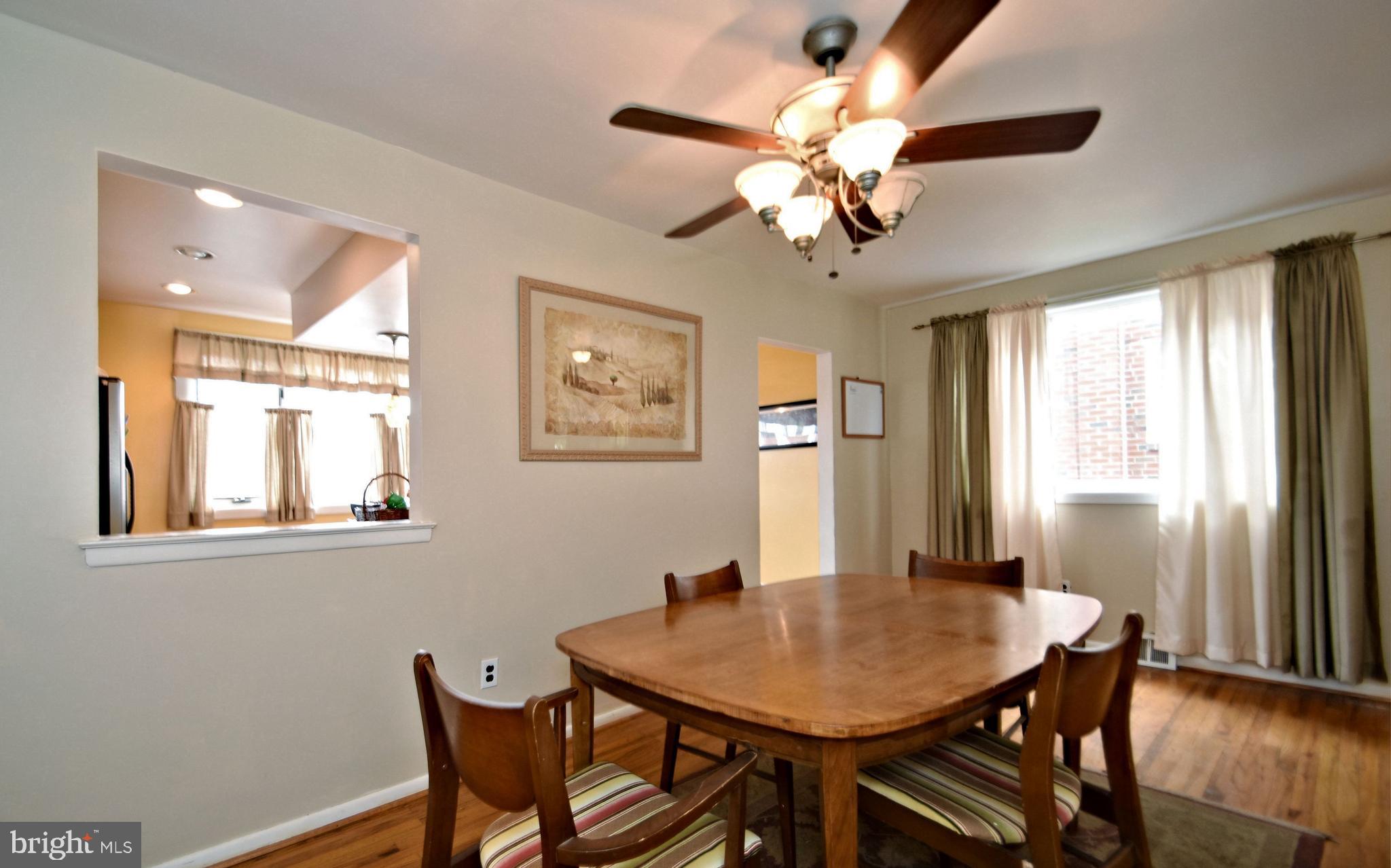 7431 Hill Road Philadelphia, PA 19128 - Photo 8 of 31 Dining room