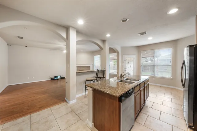 $2,600 | 13907 Normandy Court, Sugar Land, TX 77498