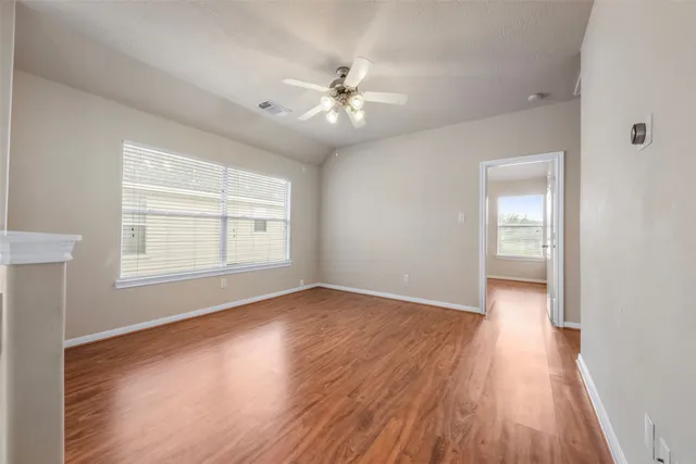 $2,600 | 13907 Normandy Court, Sugar Land, TX 77498