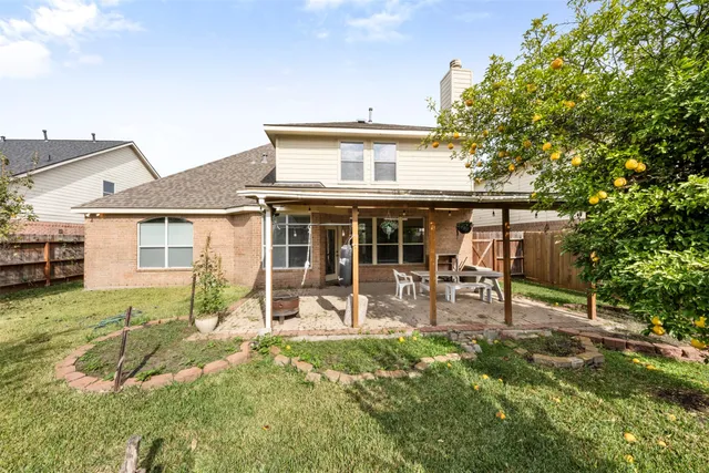 $2,600 | 13907 Normandy Court, Sugar Land, TX 77498