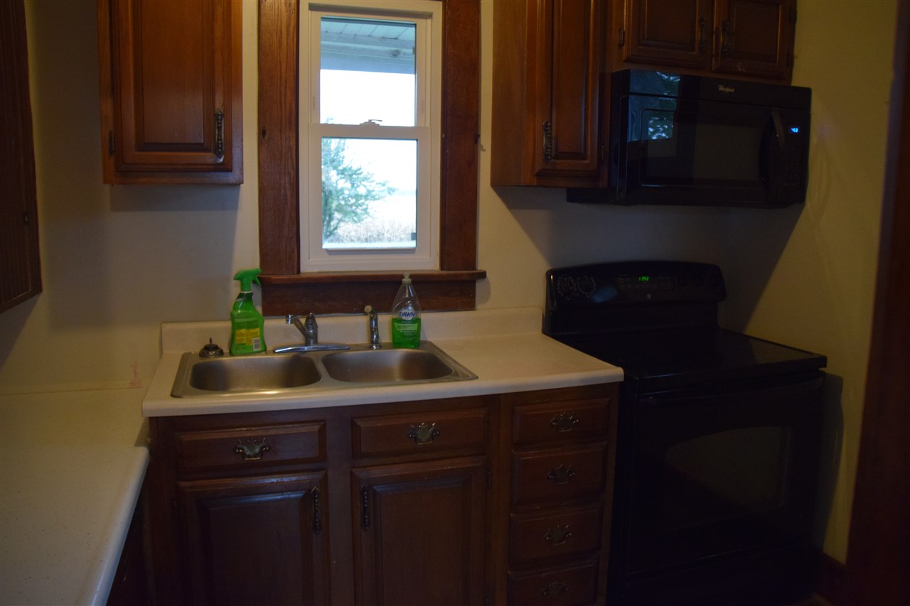 1911 County Road 71 Butler, IN 46721 - Photo 13 of 33