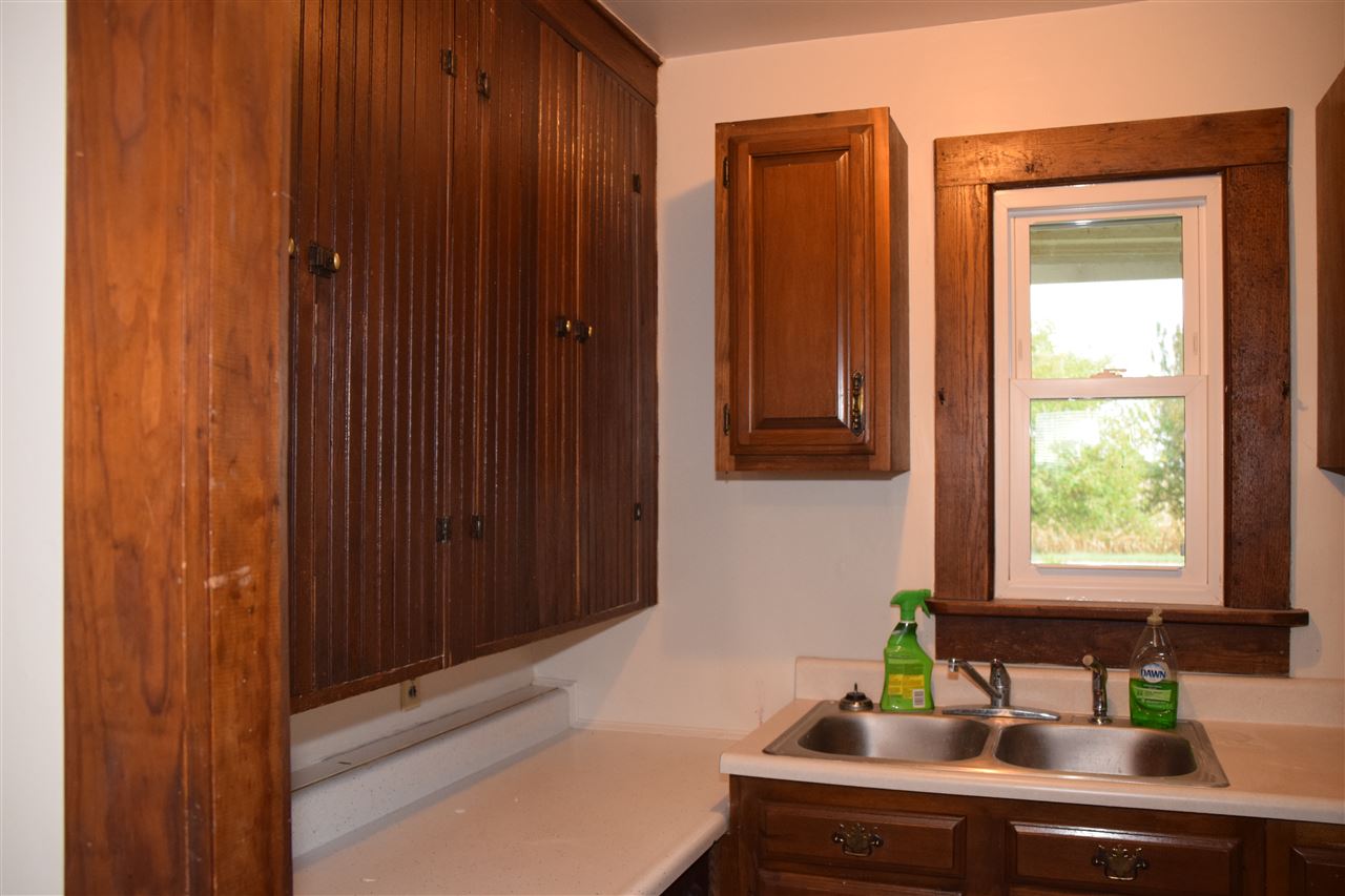 1911 County Road 71 Butler, IN 46721 - Photo 14 of 33