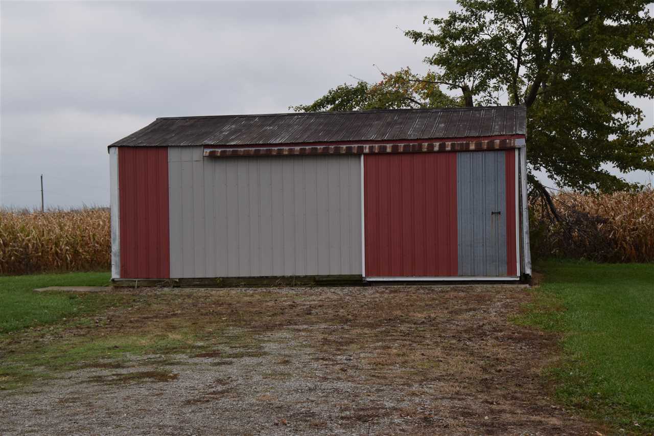 1911 County Road 71 Butler, IN 46721 - Photo 10 of 33