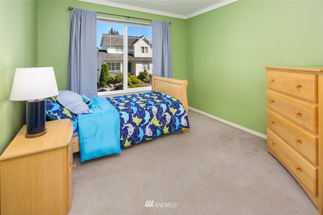3713 Northeast 5th Street Renton, WA 98056 - Photo 16 of 22