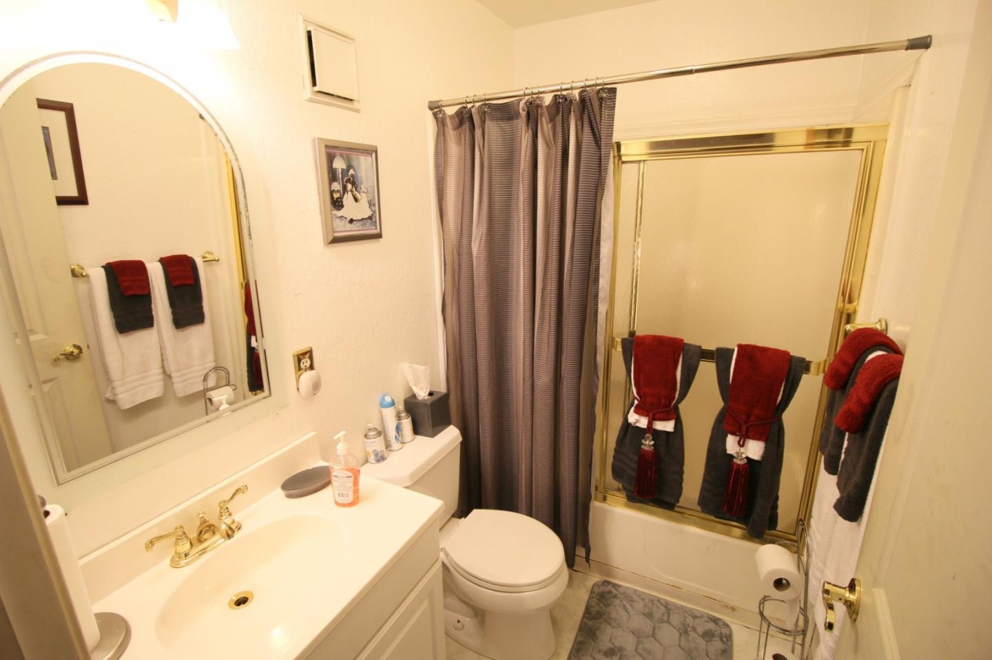 29 Rio Verde Street Daly City, CA 94014 - Photo 8 of 10 Gallery Image 8
