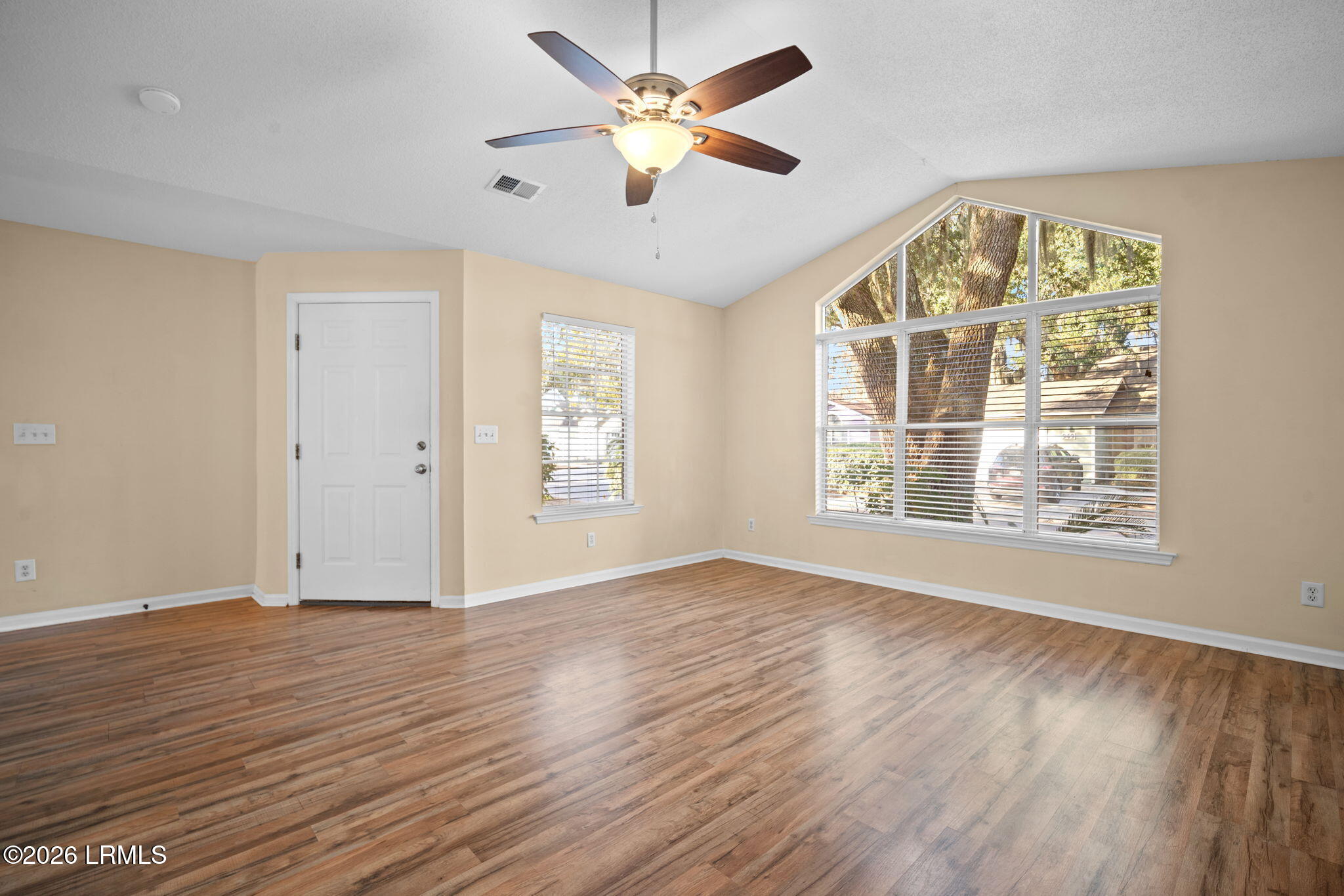 948 Oyster Cove Road Beaufort, SC 29902 - Photo 11 of 46 26-web-or-mls-DSC00555