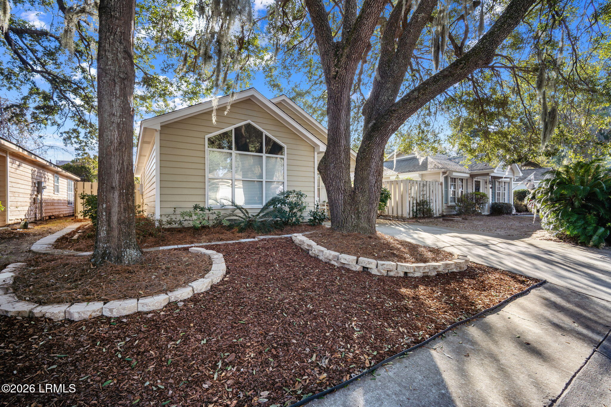948 Oyster Cove Road Beaufort, SC 29902 - Photo 2 of 45 22-web-or-mls-DSC00712