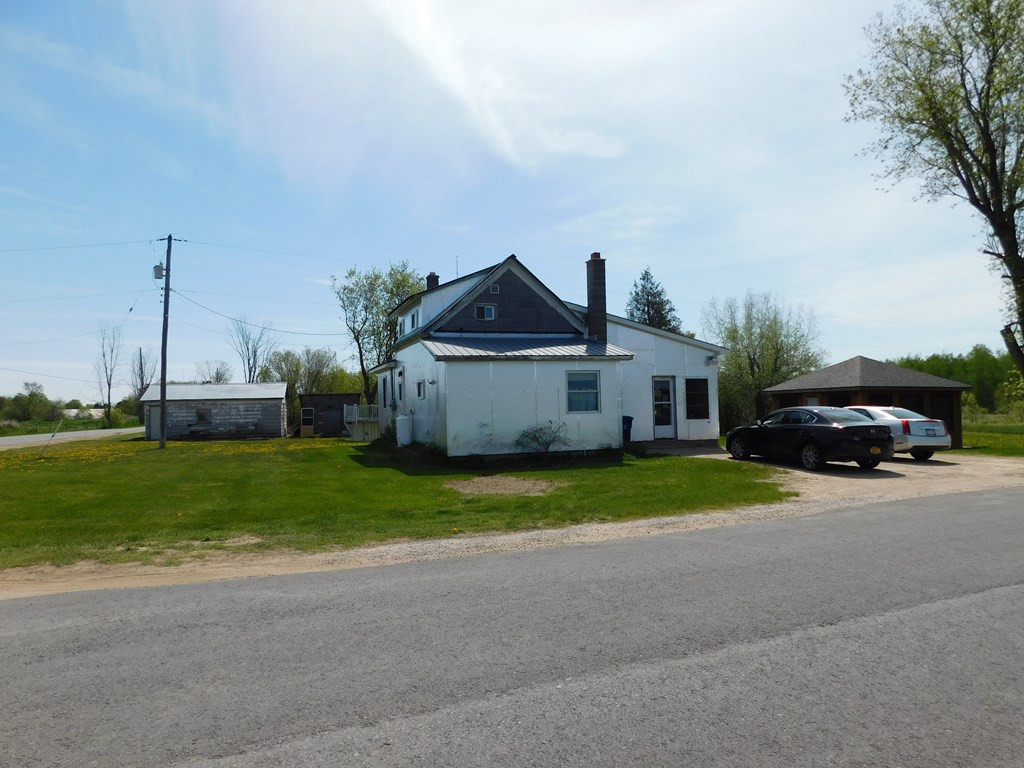 404 Drown Road Mooers Forks, NY 12959 - Photo 5 of 35 Gallery Image 5