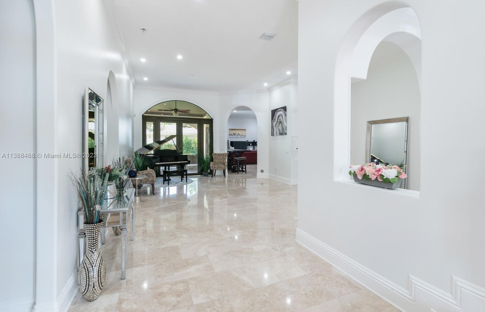 6874 Southwest 57th Terrace Miami, FL 33143 - Photo 4 of 36