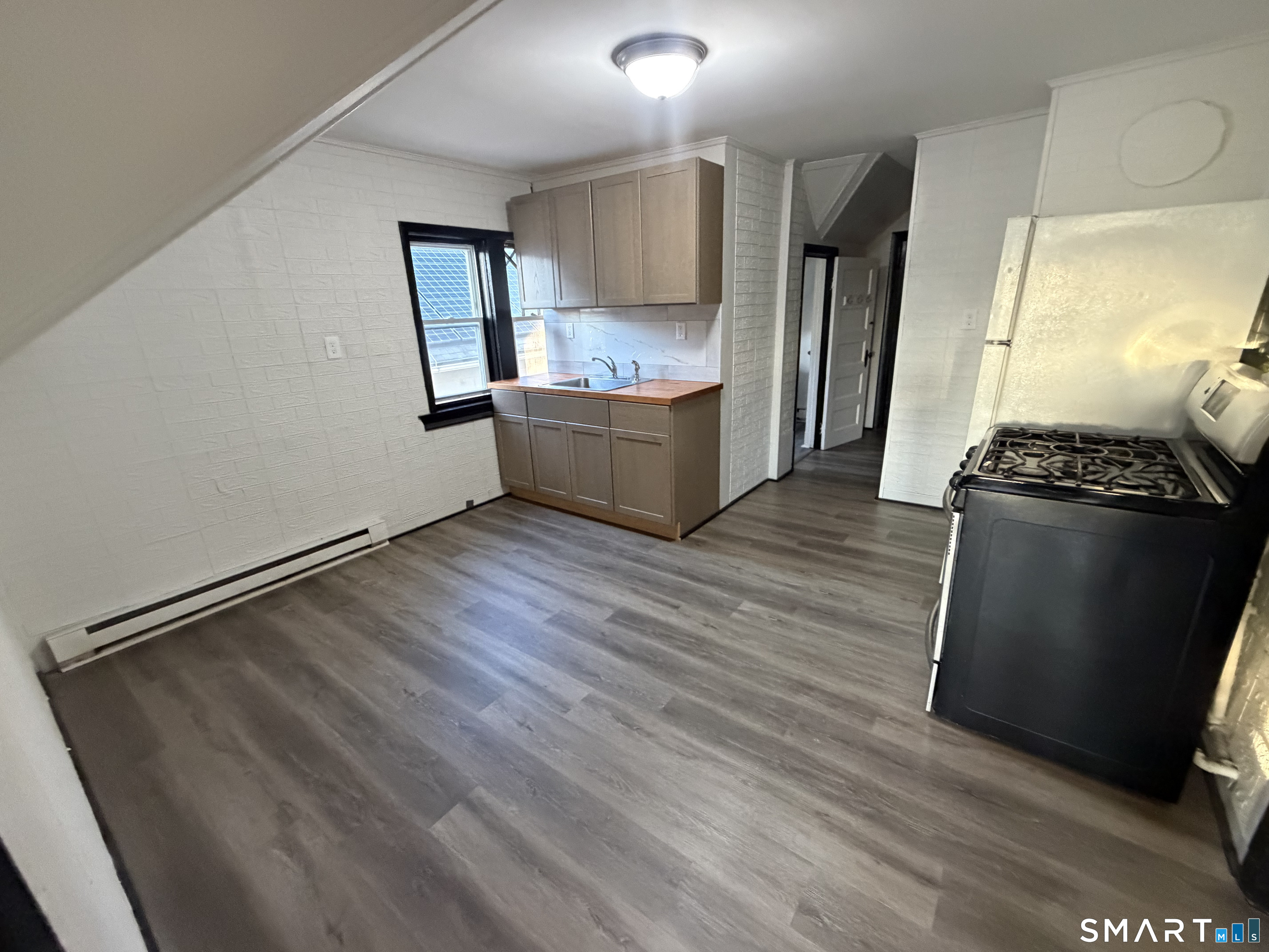 39 Houston Street, Unit 3 New Haven, CT 06513 - Photo 3 of 13