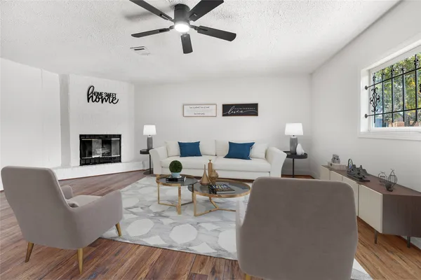 $1,950 | 10027 Valley Sun Drive, Houston, TX 77078