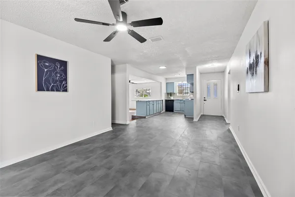 $1,950 | 10027 Valley Sun Drive, Houston, TX 77078