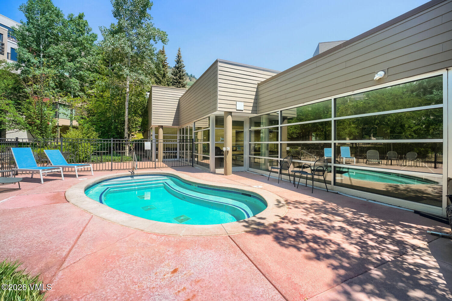 1100 North Frontage Road West, Unit 1513 Vail, CO 81657 - Photo 24 of 26 Hot Tub