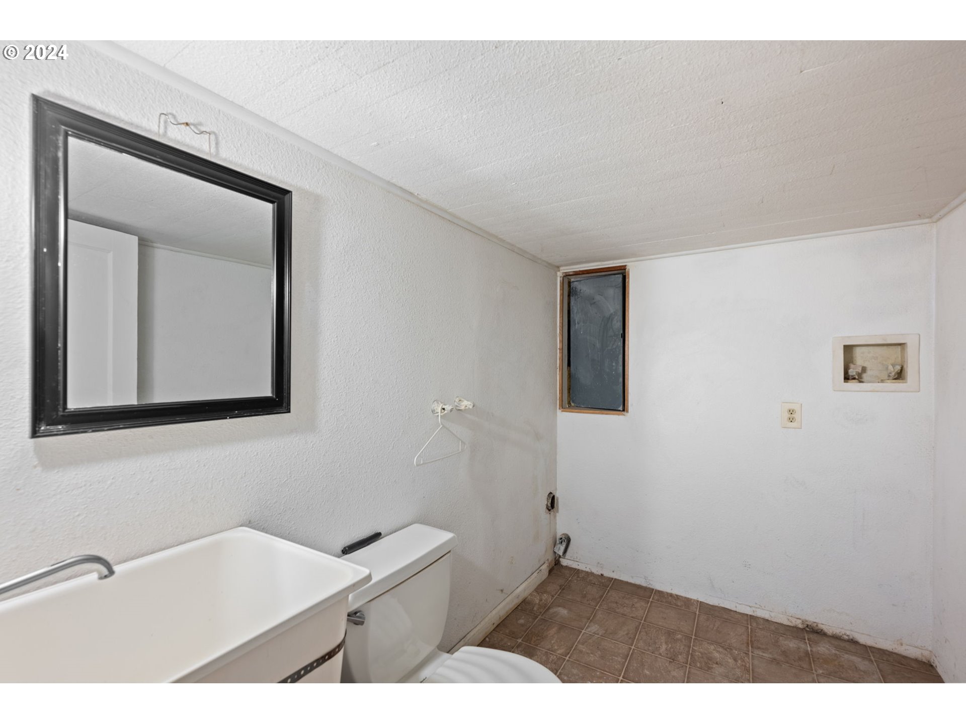 501 Carroll Road Kelso, WA 98626 - Photo 17 of 37 Gallery Image 17