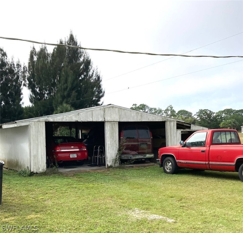 255 Wilson Road LaBelle, FL 33935 - Photo 3 of 27 Gallery Image 3