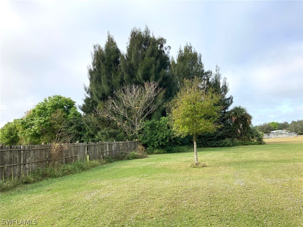 255 Wilson Road LaBelle, FL 33935 - Photo 6 of 27 Gallery Image 6