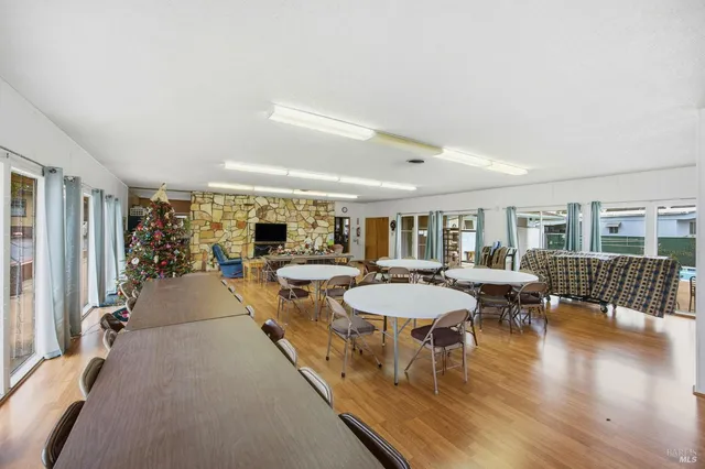 $262,500 | 6781 Evergreen Avenue, Sebastopol, CA 95472