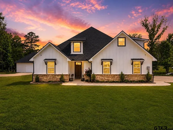 $819,999 | 10861 County Road 411, Tyler, TX 75704