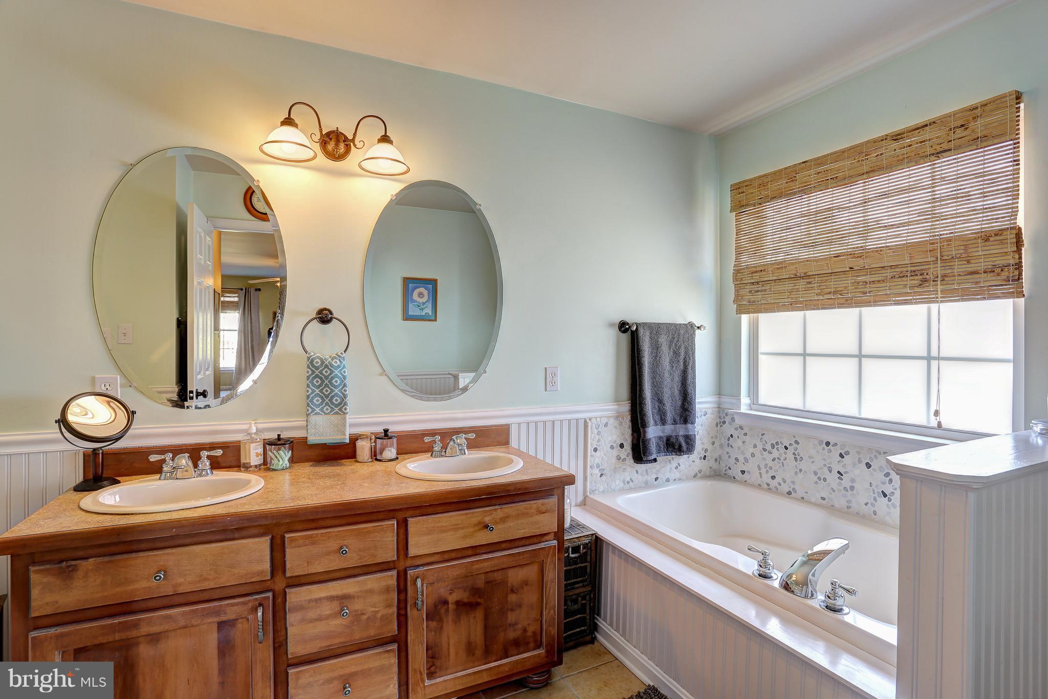 7417 Gaither Road Sykesville, MD 21784 - Photo 19 of 30 Bath (Master)