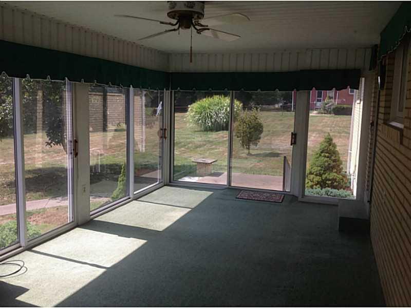 23 Bellview Drive McKees Rocks, PA 15136 - Photo 17 of 20 Sunroom.