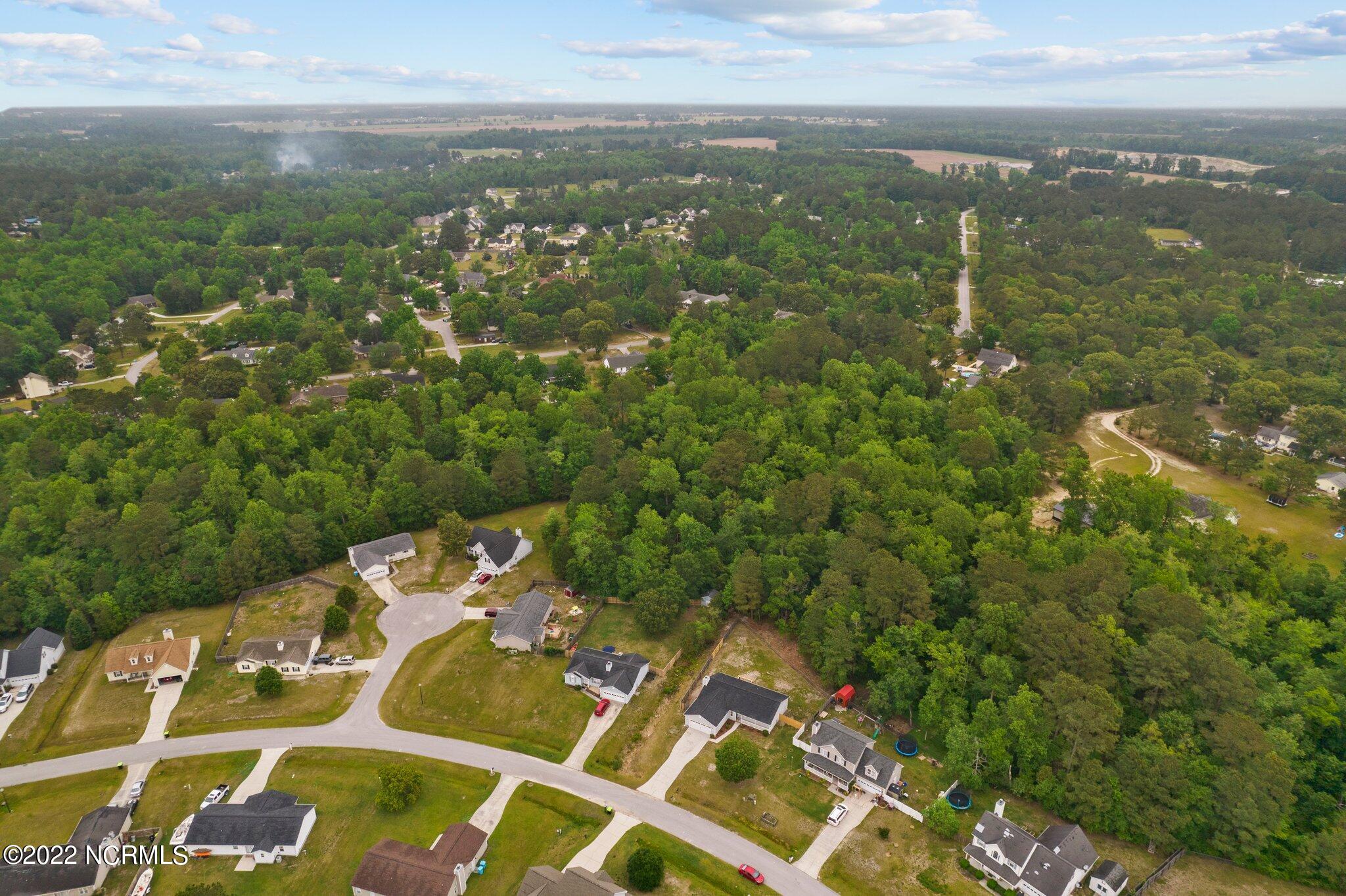 118 Linden Road Richlands, NC 28574 - Photo 8 of 45 8-web-or-mls-DJI_0812