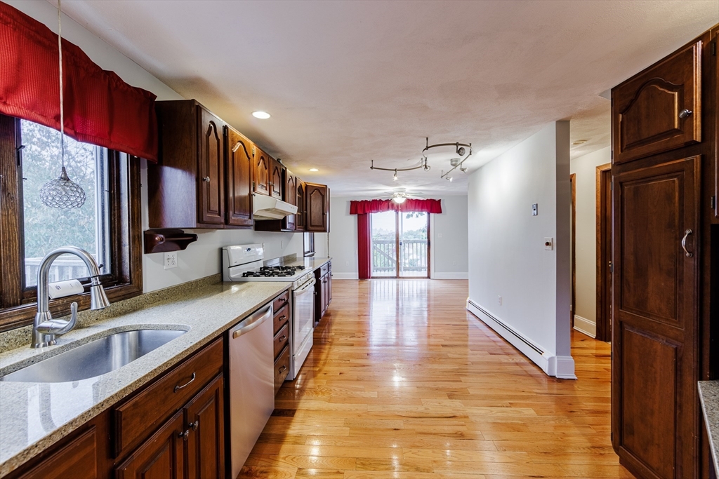 11 Emile Circle, Unit 2 Malden, MA 02148 - Photo 6 of 20