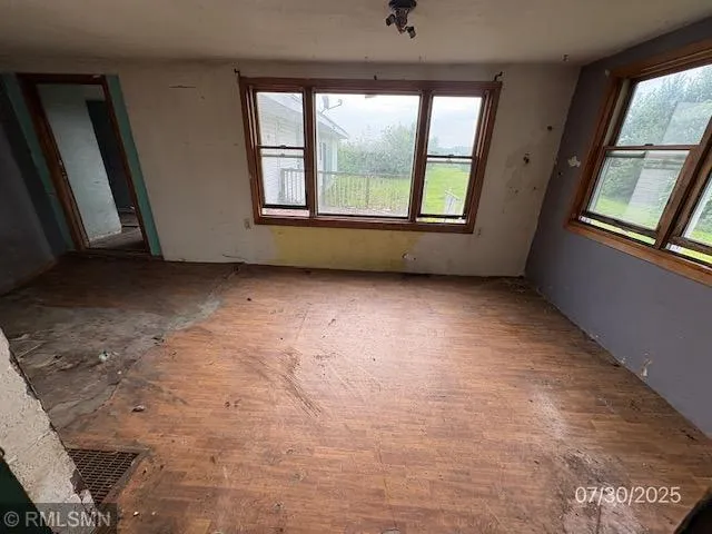 $107,900 | 12224 270th Street East, Kenyon, MN 55946