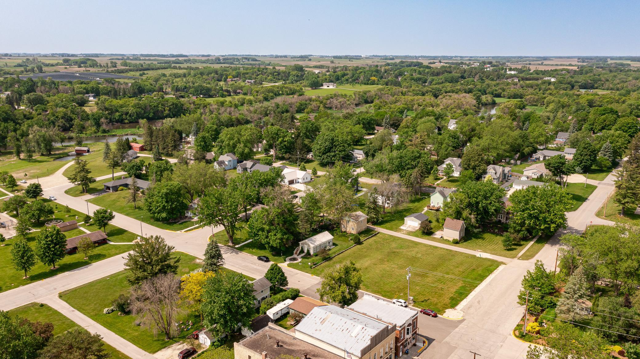 421 Clay Street Mantorville, MN 55955 - Photo 5 of 12