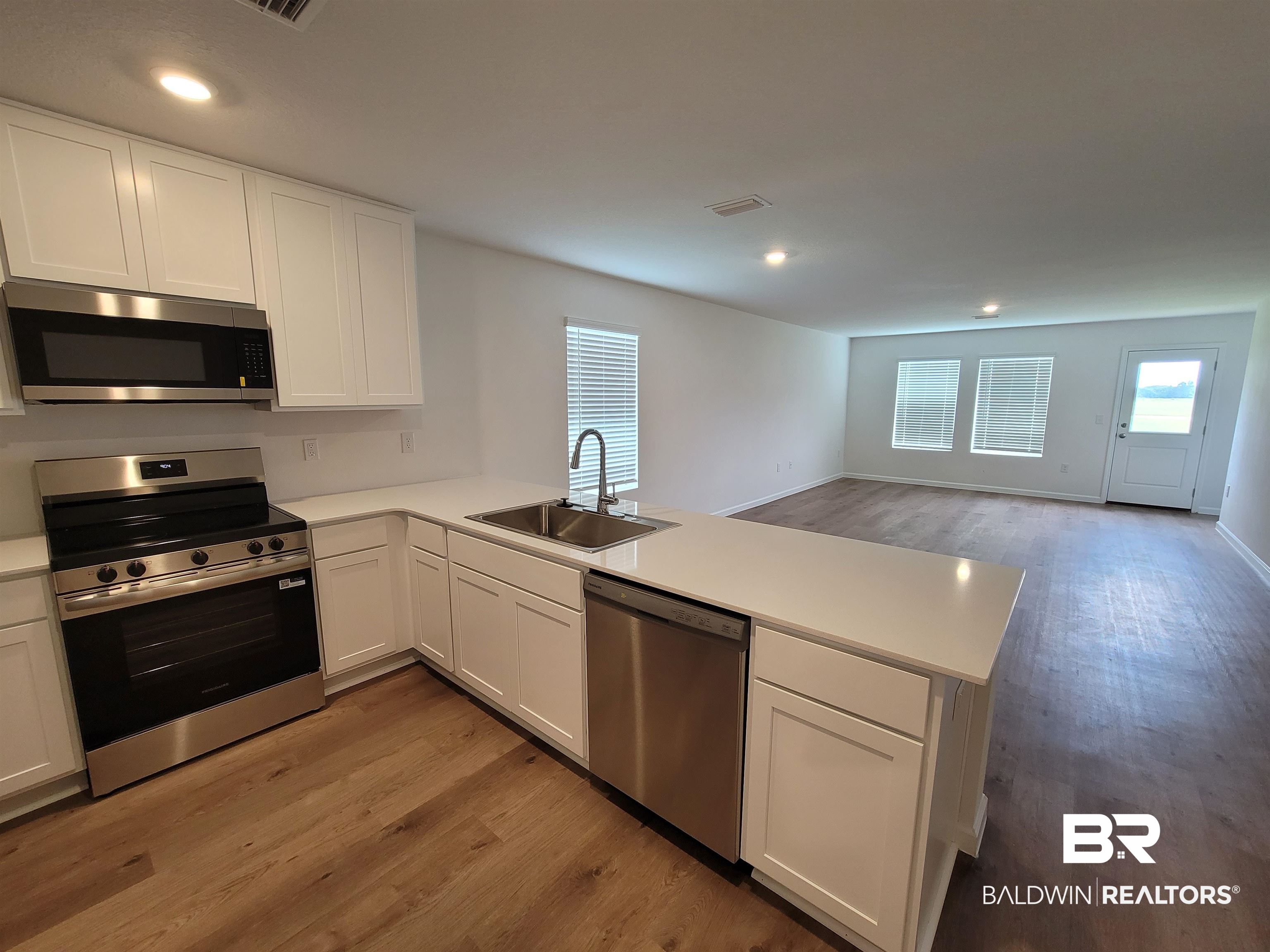 15417 Furlong Loop Foley, AL 36535 - Photo 4 of 17