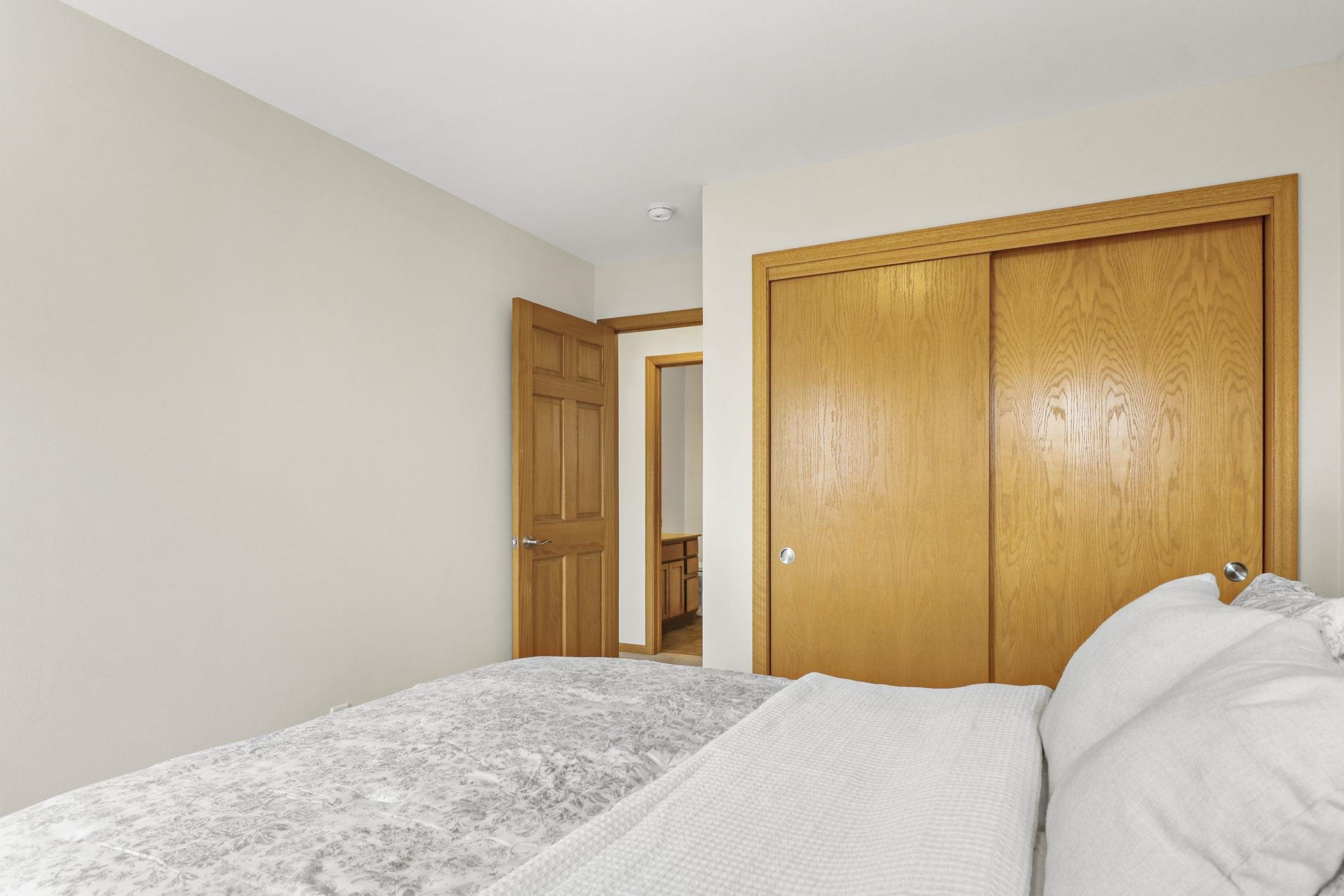 4013 Cosgrove Drive Madison, WI 53719 - Photo 17 of 35