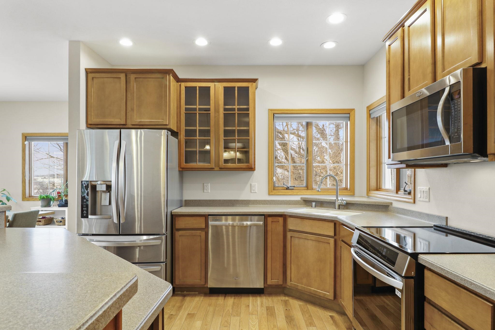 4013 Cosgrove Drive Madison, WI 53719 - Photo 3 of 35