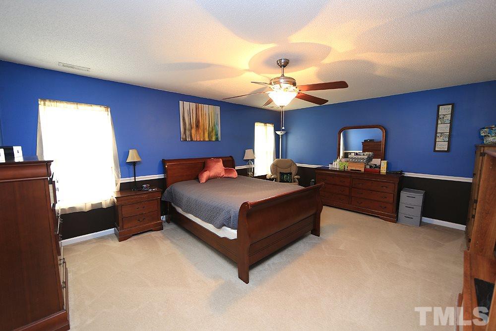 120 Dabney Ridge Place Garner, NC 27529 - Photo 8 of 13 Gallery Image 8