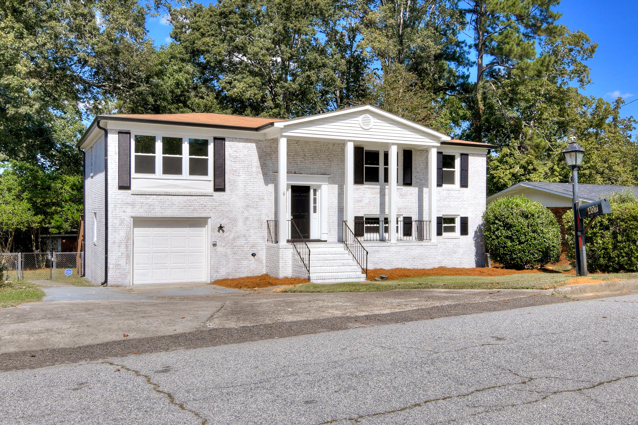 1407 Springfield Circle Augusta, GA 30909 - Photo 3 of 42 003