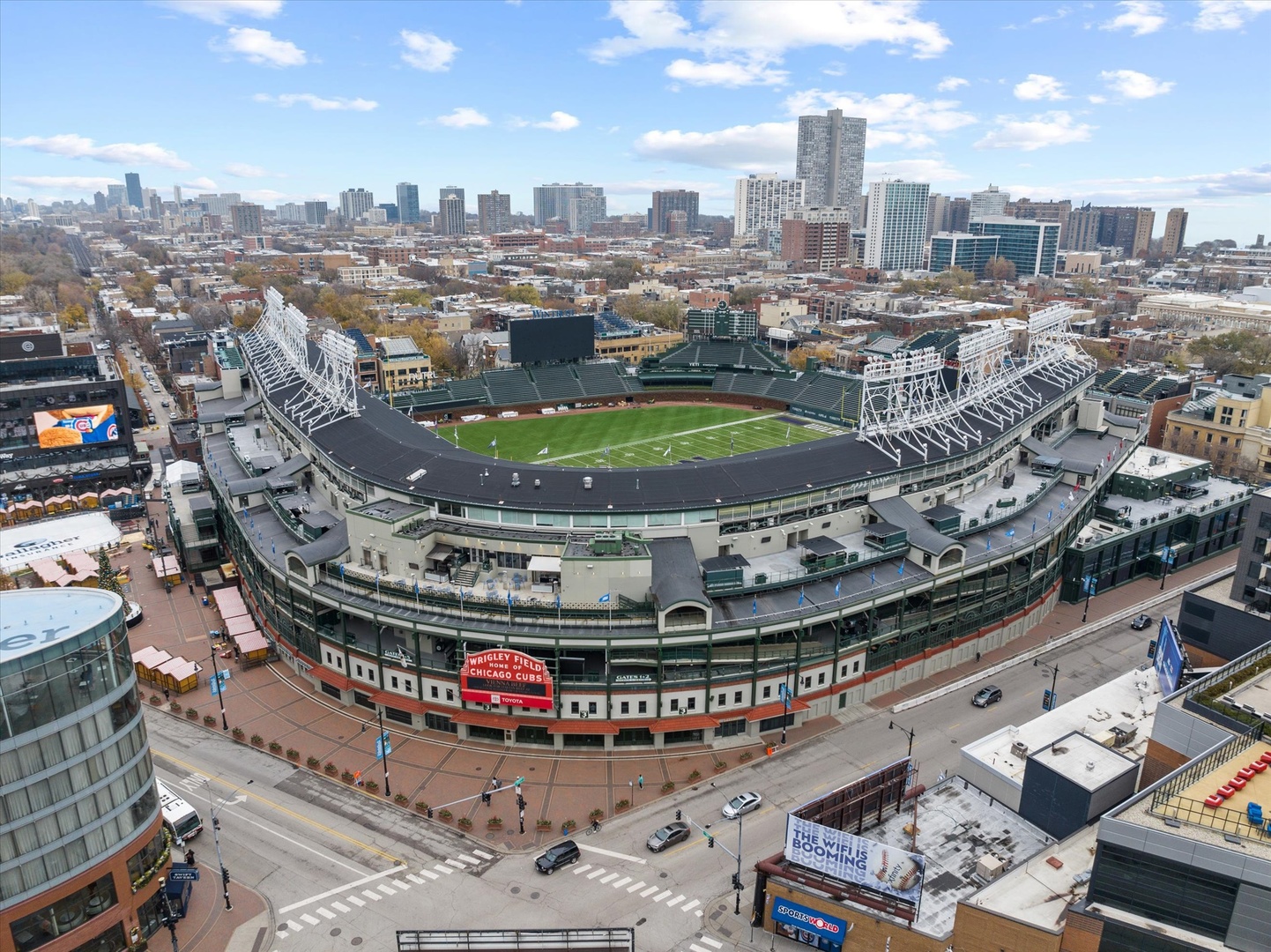 3531 North Reta Avenue, Unit 1 Chicago, IL 60657 - Photo 57 of 63 a view of a city