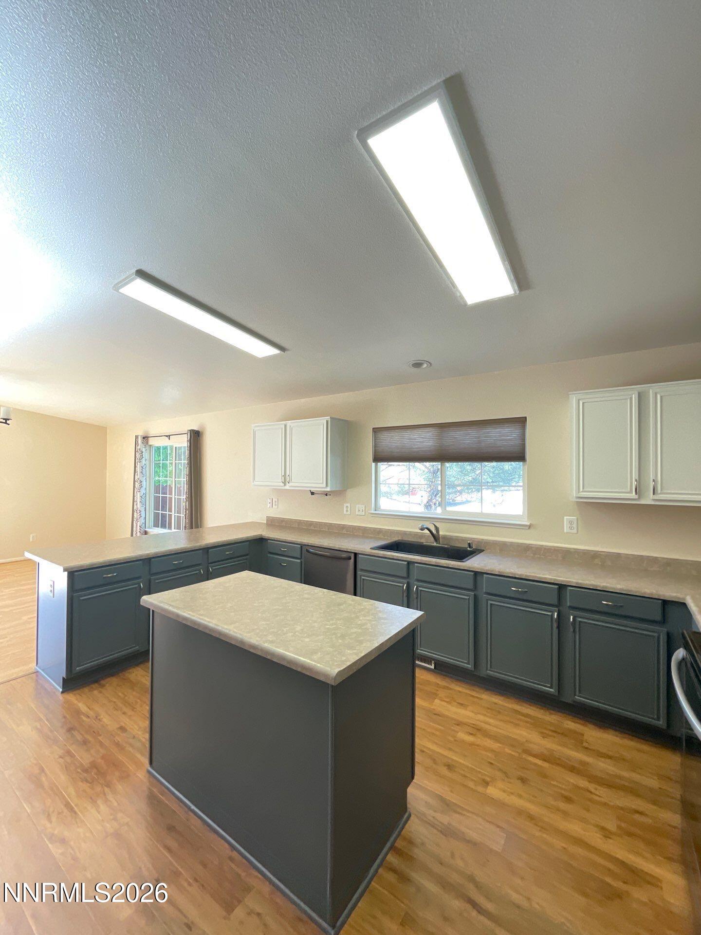 17825 Fairfax Court Reno, NV 89508 - Photo 6 of 21 10-May 15 2026 11_12am-bwcE