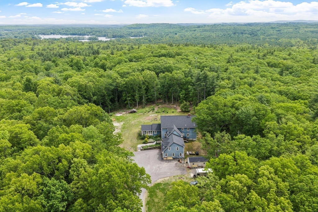 79 Tyler Road Townsend, MA 01469 - Photo 9 of 42 Gallery Image 9