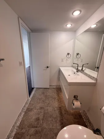 $2,400 | 200 Leslie Drive, Unit 924, Hallandale Beach, FL 33009