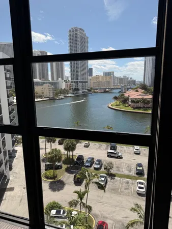 $2,400 | 200 Leslie Drive, Unit 924, Hallandale Beach, FL 33009