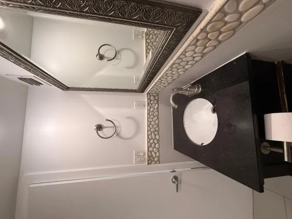 $2,400 | 200 Leslie Drive, Unit 924, Hallandale Beach, FL 33009