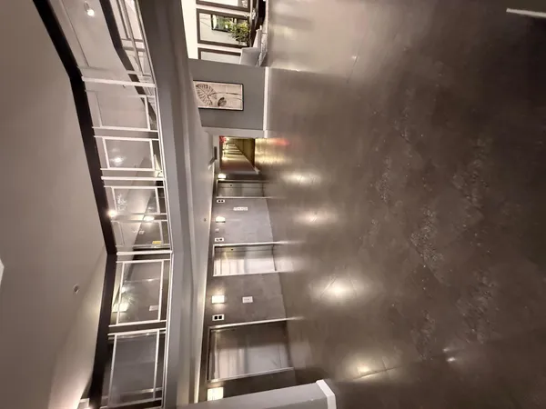 $2,400 | 200 Leslie Drive, Unit 924, Hallandale Beach, FL 33009