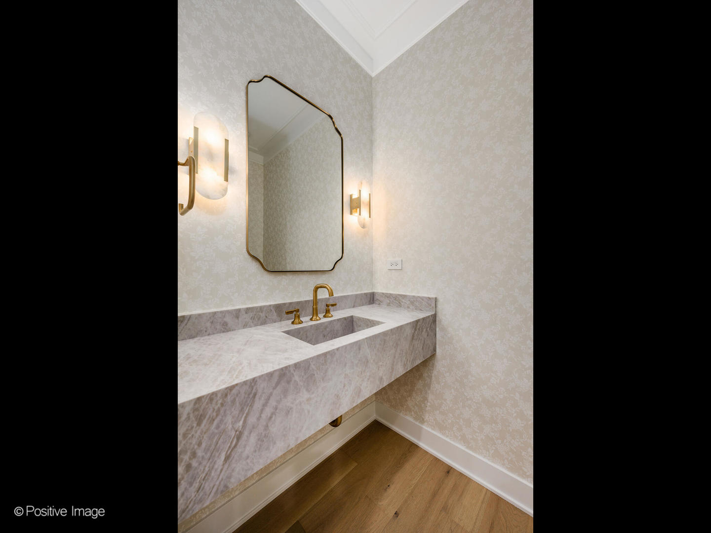 1735 Longvalley Road Glenview, IL 60025 - Photo 12 of 27