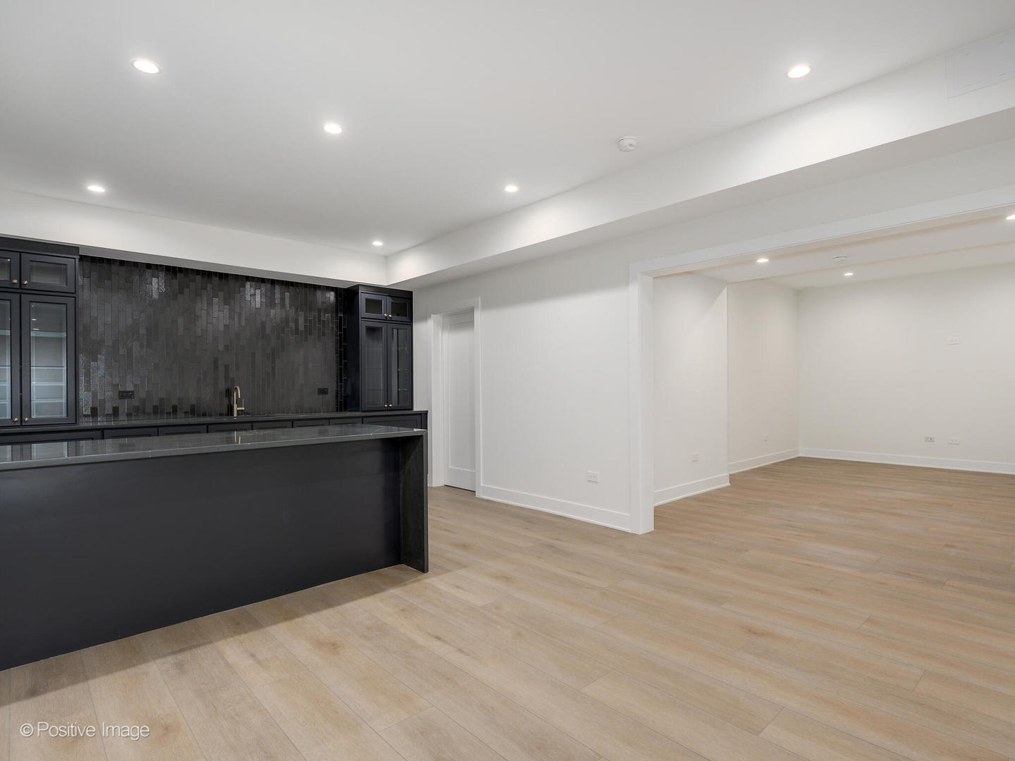 1735 Longvalley Road Glenview, IL 60025 - Photo 24 of 27