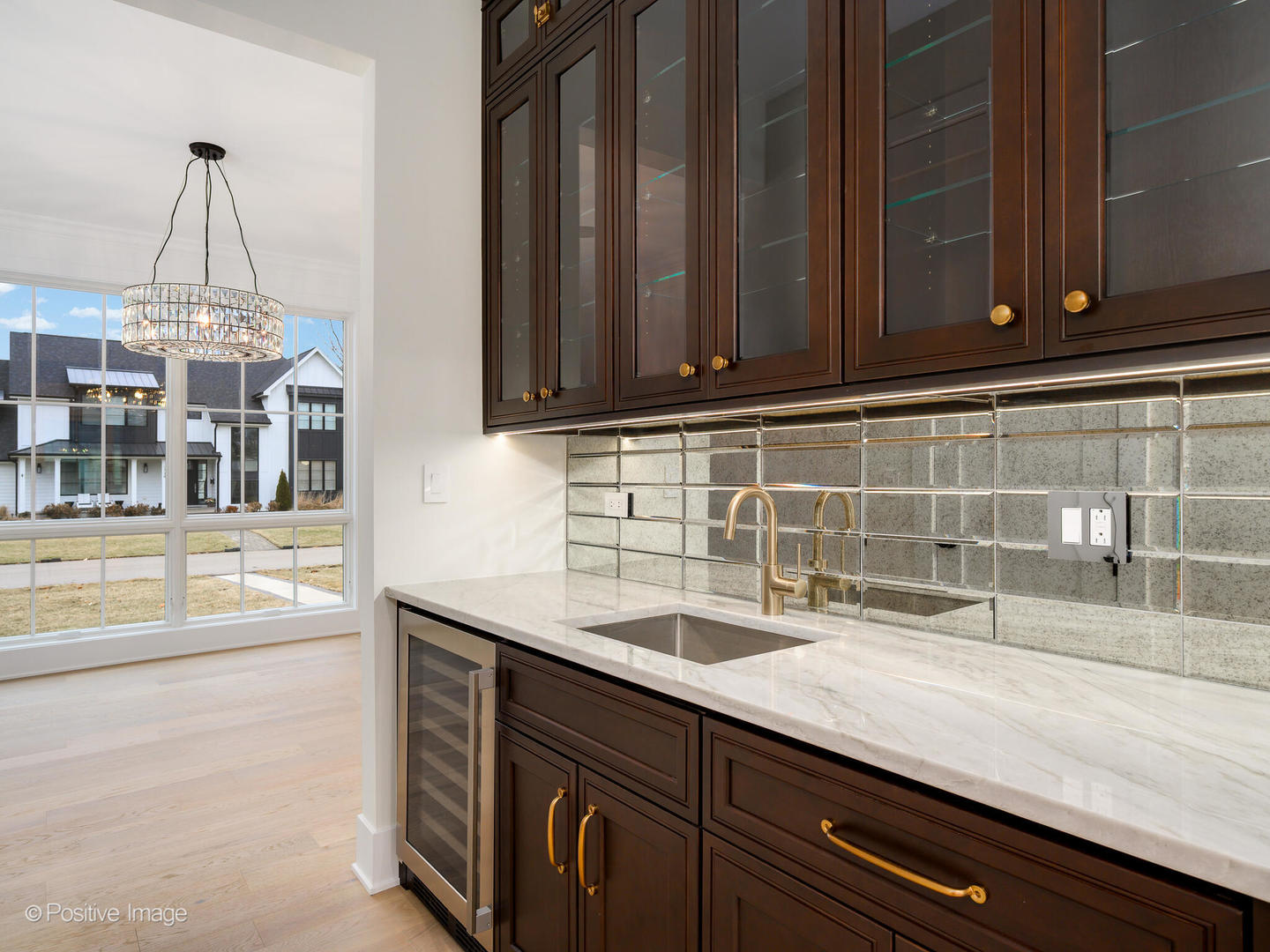 1735 Longvalley Road Glenview, IL 60025 - Photo 8 of 27