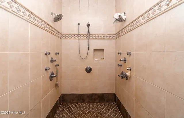 $1,600,000 | 229 Grassy Point Drive, Hertford, NC 27944