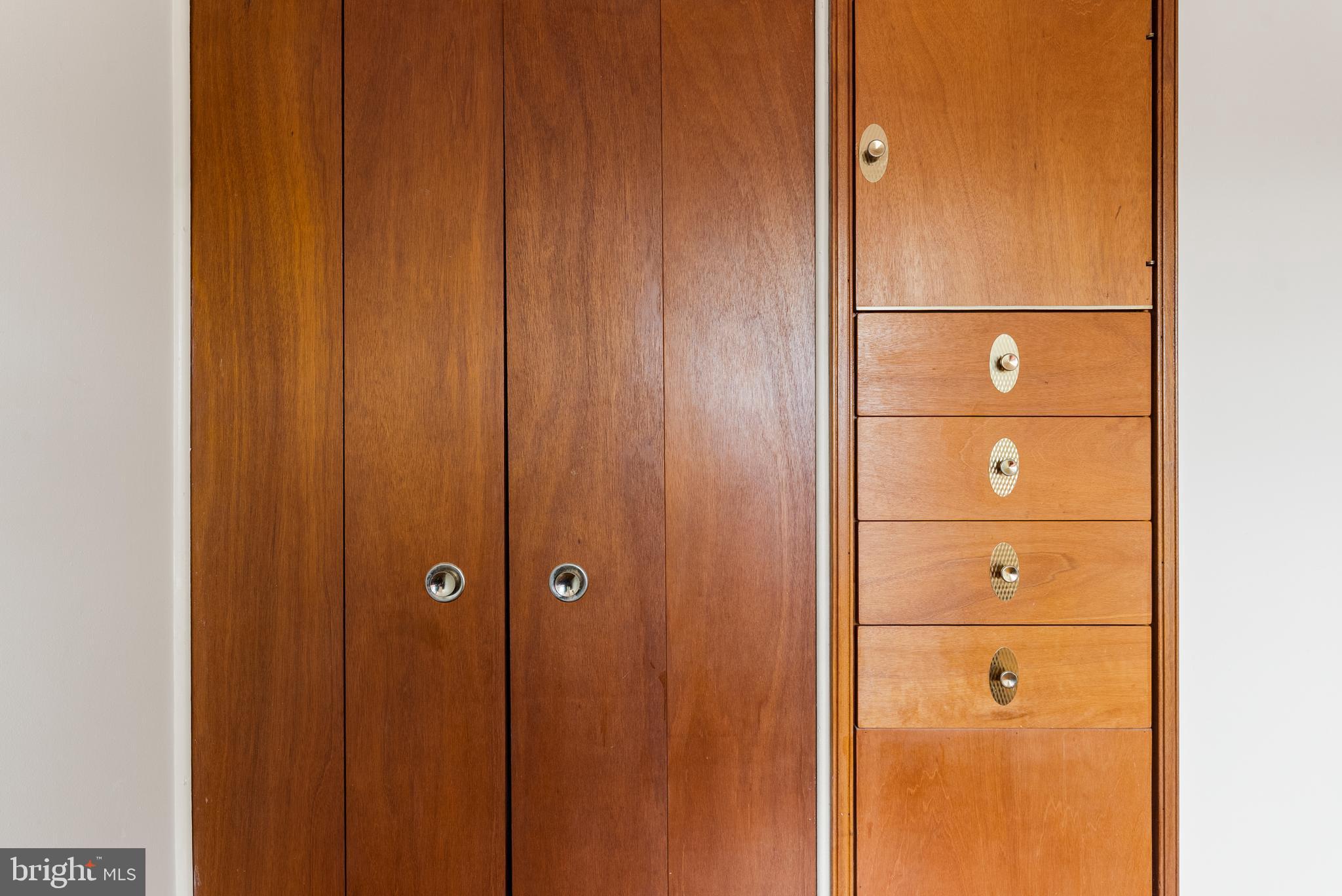 1041 Foxwood Lane Baltimore, MD 21221 - Photo 26 of 45 a view of bathroom with shower